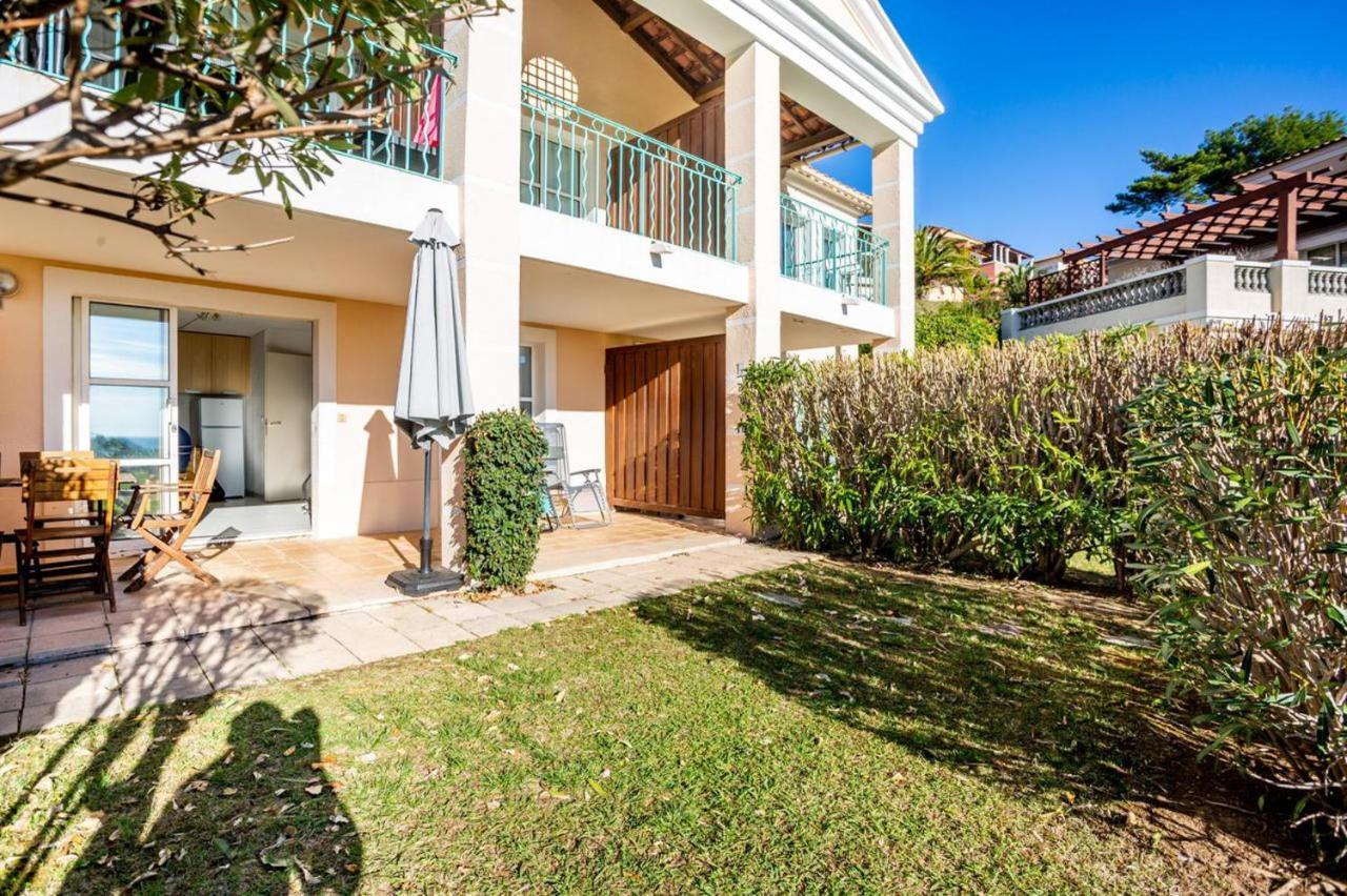 Cozy Apartment In Agay With Stunning Views Saint-Raphaël Exterior foto